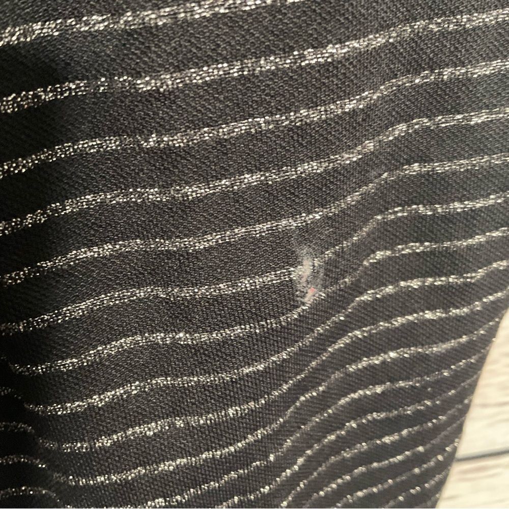 Athleta Shimmer Stripe Tight Leggings Black Silver‎ - Picture 4 of 10